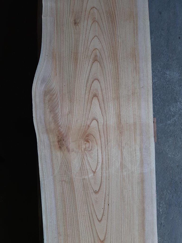 欅板 ケヤキ 一枚板 470~530×40×910ｍｍ けやき板 赤み 片耳付き 生き節 国産 希少品 送料無料 木材 板材  テーブル板 天板 日本製 DIY - 1
