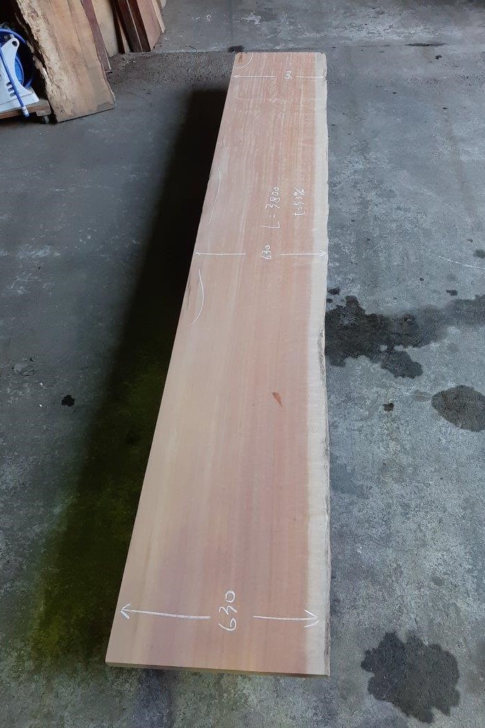 一枚板 ボセ（アフリカンチェリー）粗木材　カウンター、テーブル用天板　セール 3800 ×600~630 ~630mm