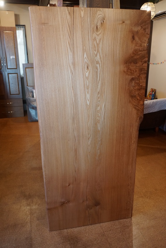 木材　楡(にれ)　一枚板　乾燥材